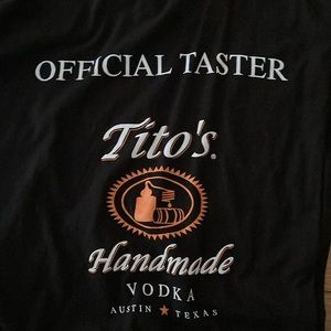 Tito’s vodka offical taster size large black tee shirt